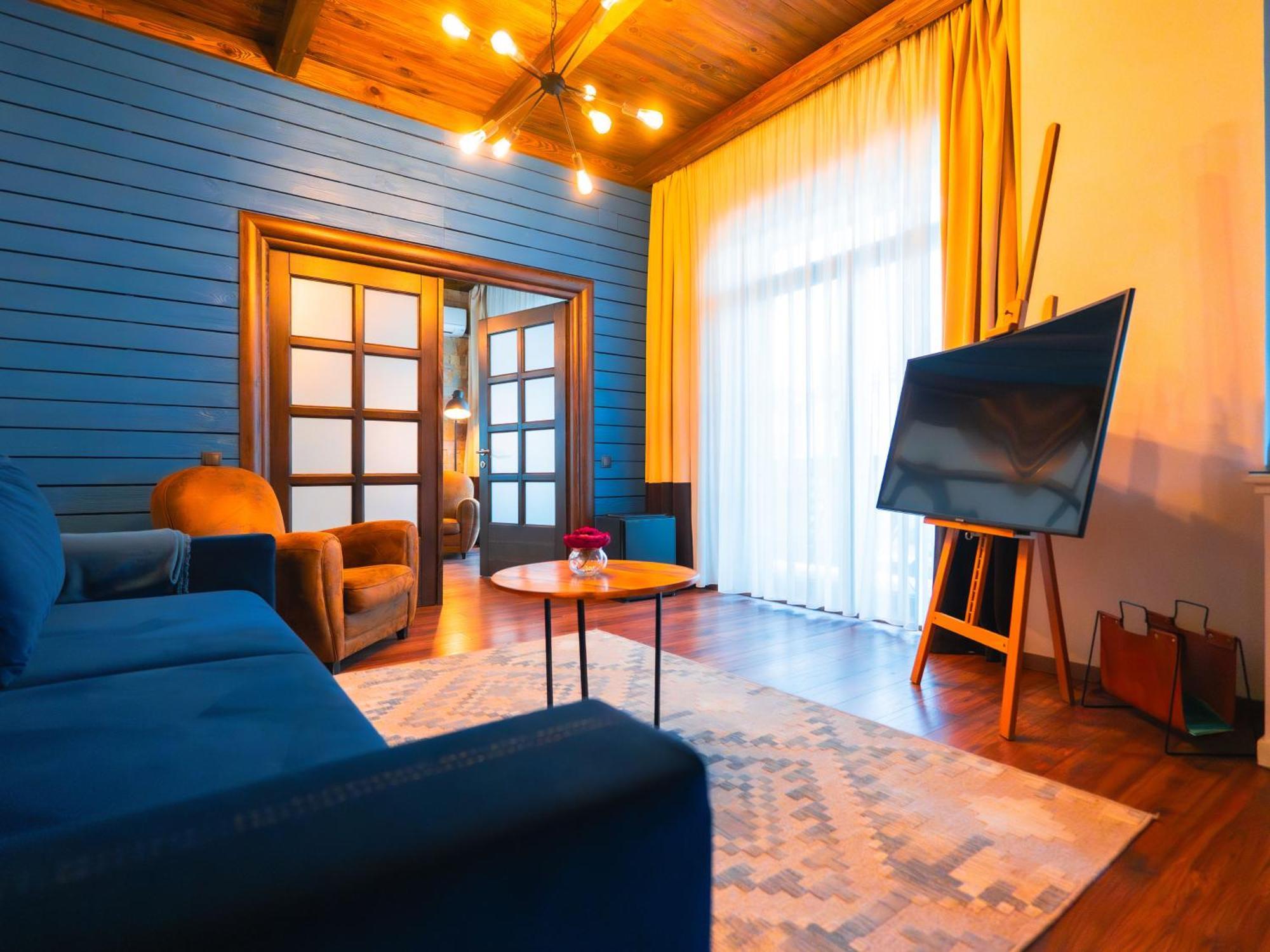 Kaban Boutique - 5Star Central Villa In Vatra Dornei Exteriér fotografie